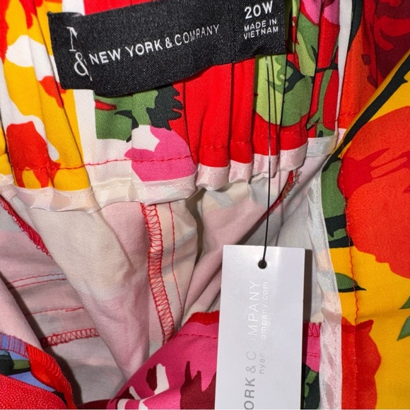 NY & Co Flare Leg Pants NWT Floral Printed Sz 20W - Picture 5 of 6
